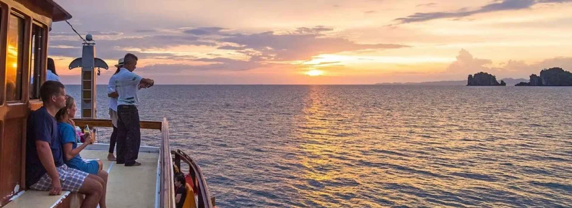 carousel Explore Best Of Thailand 1