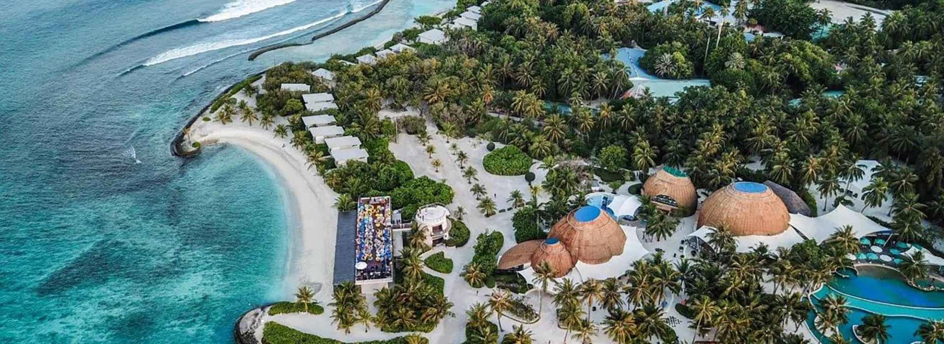 carousel Holiday Inn Resort Kandooma Maldives Bliss 3