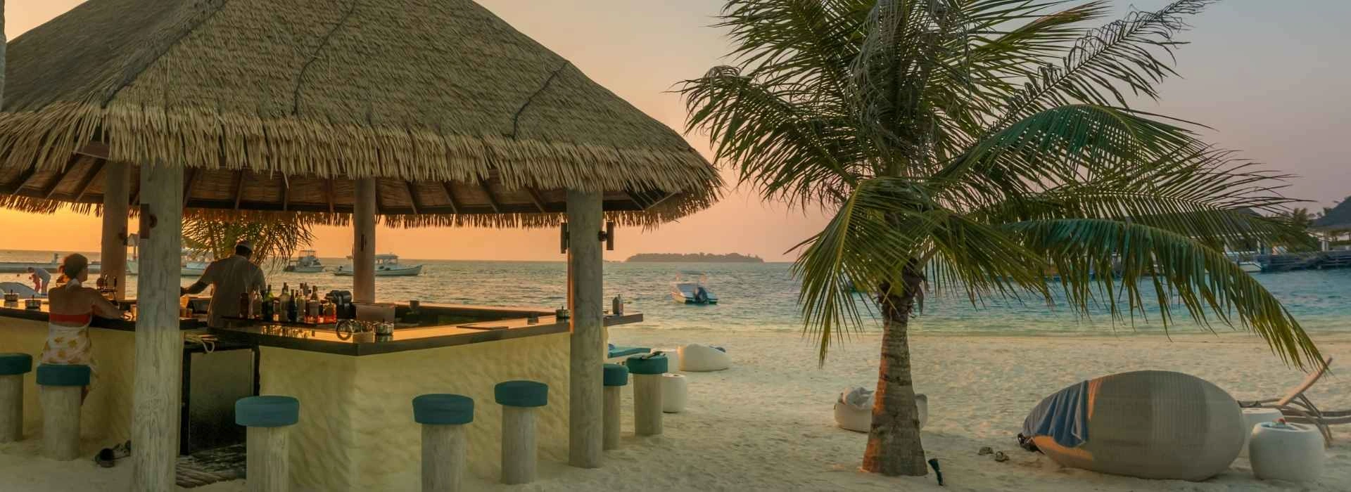 carousel Holiday Inn Resort Kandooma Maldives Bliss