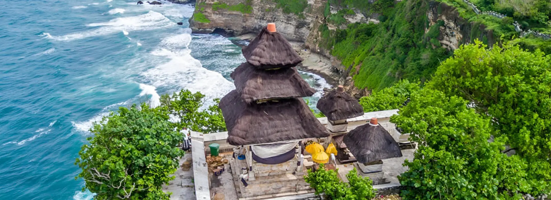 carousel The Bali Essence From Oceanfront to Ubud Bliss3