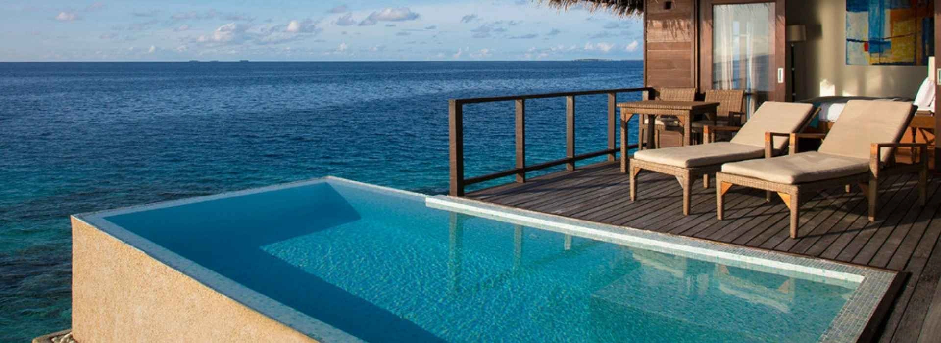 carousel Tropical Escape with Coco Bodu Hithi