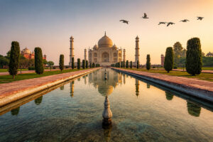 Chase the Perfect Shot: The Best Time to Visit the Taj Mahal for Stunning Photography